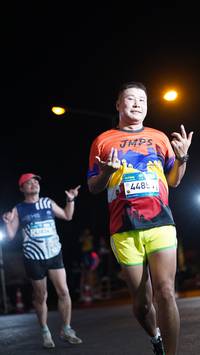 BIB: 448
                            <button type="button" onclick="openModal(23096942)" class="btn btn-primary btn-sm float-right btn-popup" data-toggle="modal" data-target=".modal-high-quality">
                        <i class="fas fa-shopping-cart"></i> Add to Cart
                    </button>
                                            <button type="button" onclick="isThisMe(23096942, true)" class="btn btn-success btn-sm float-right btn-popup btn-isme hidden" data-toggle="tooltip" data-placement="bottom" title="นี่คือรูปของคุณใช่ไหม คลิกที่นี่เพื่อเอาเข้าอัลบั้ม">
                        <i class="fas fa-plus"></i> Add to album
                    </button>
                    <button type="button" onclick="isThisMe(23096942, false)" class="btn btn-warning btn-sm float-right btn-popup btn-isnotme hidden">
                        <i class="fas fa-ban"></i> Remove from album
                    </button>